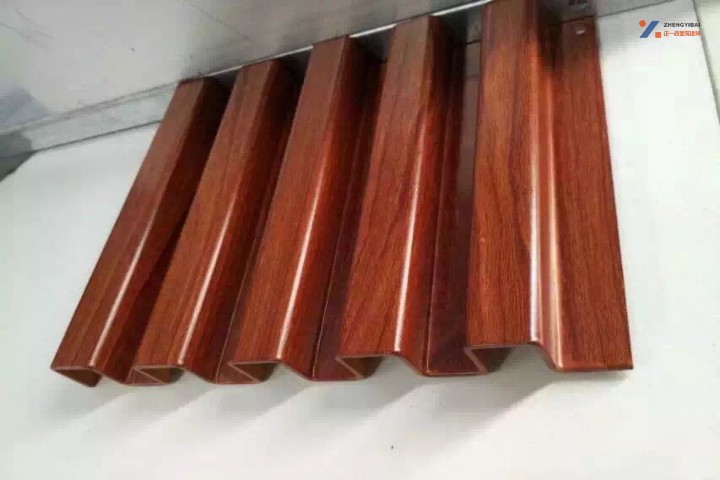 造型木纹铝单板